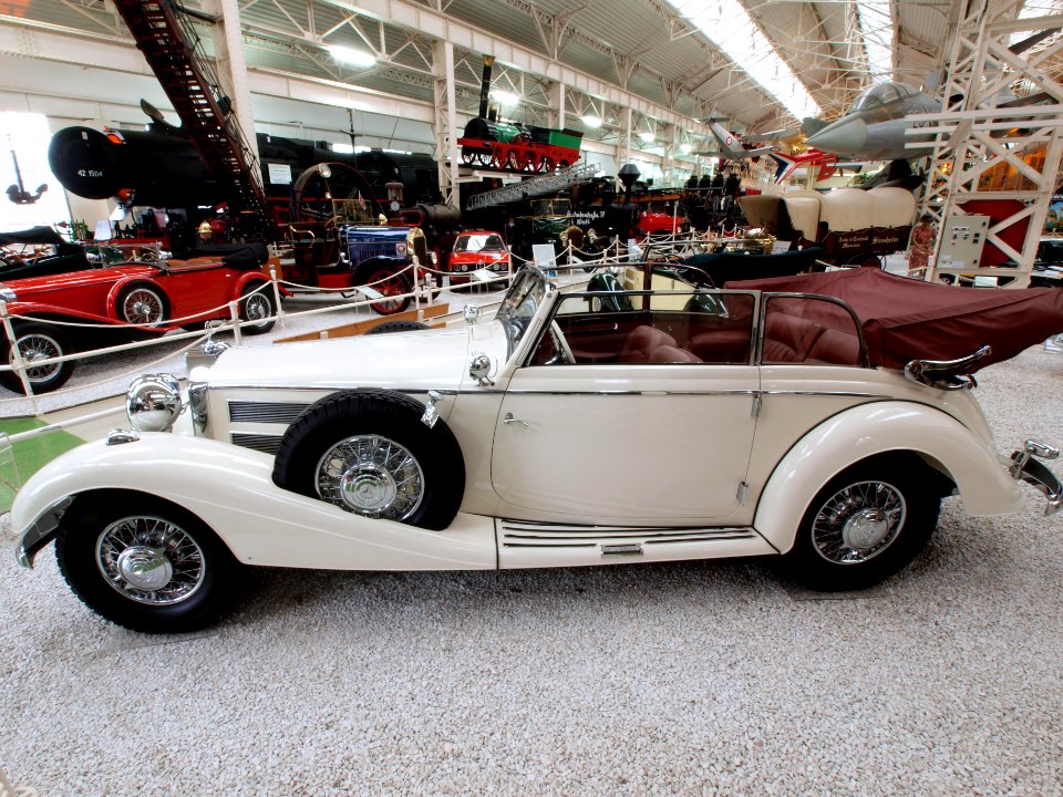 Old Mercedes-Benz pic5