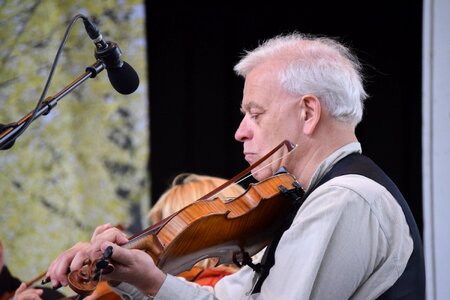 Fiddler tradition violin