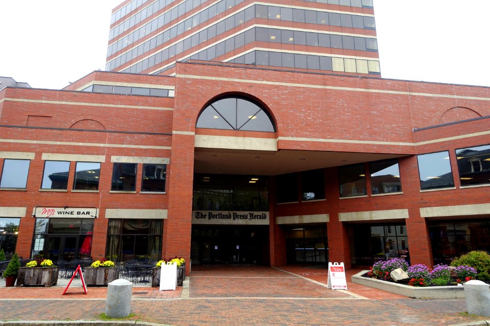 One City Center (Portland Press Herald) - Portland, Maine - DSC03869