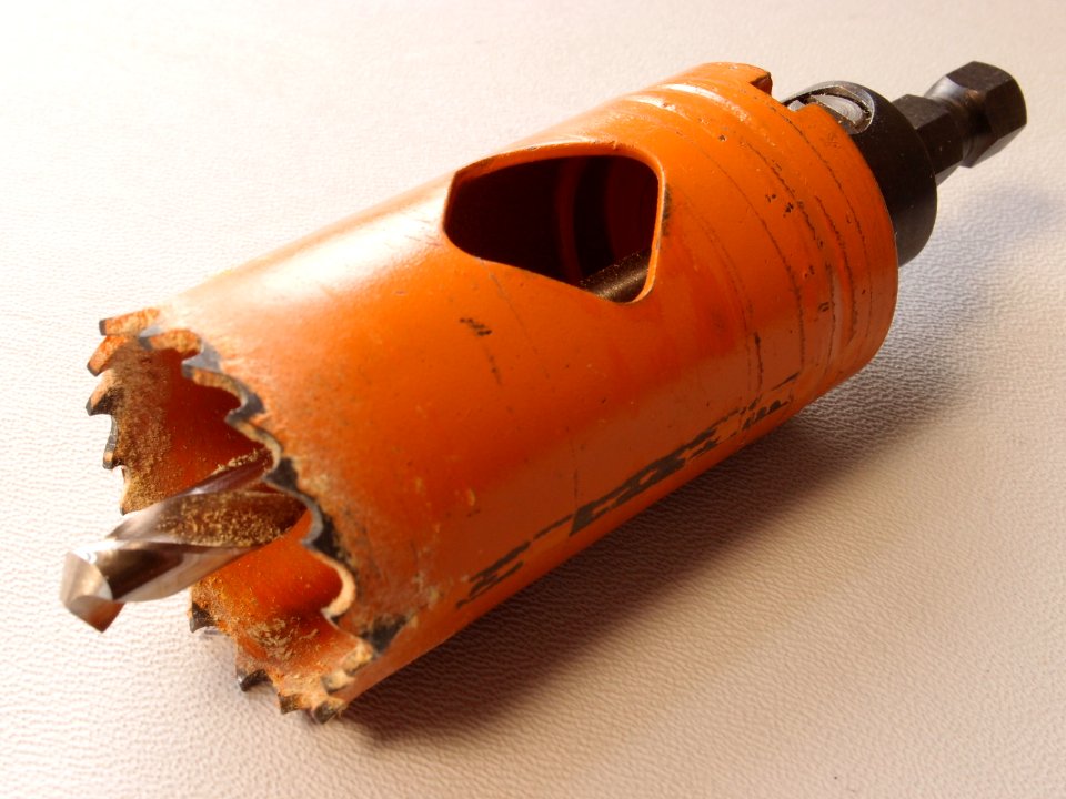One and one quarter inch hole saw bit