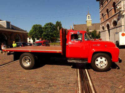 Old red Ford truck pic