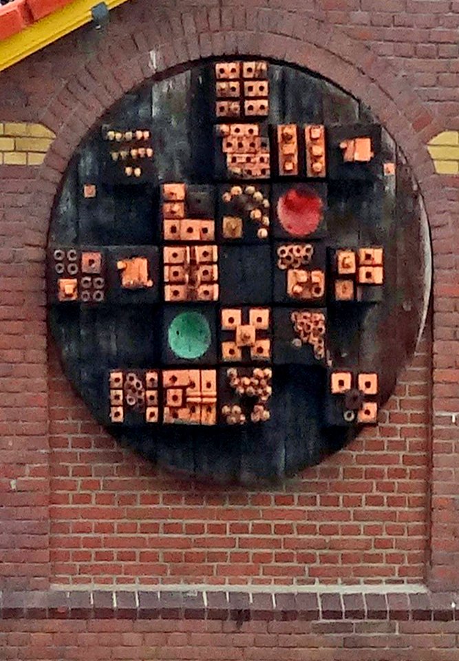 Ommen sculptuur Stationsgebouw
