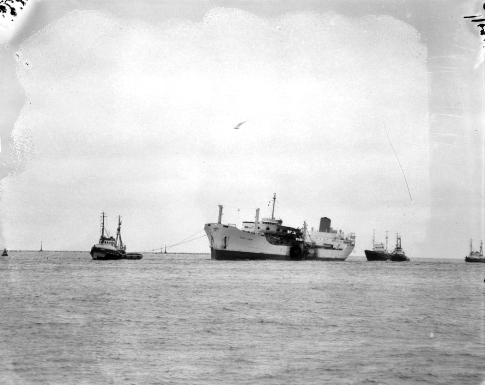 Olympic Thunder in aanvaring met tanker, Bestanddeelnr 913-8489