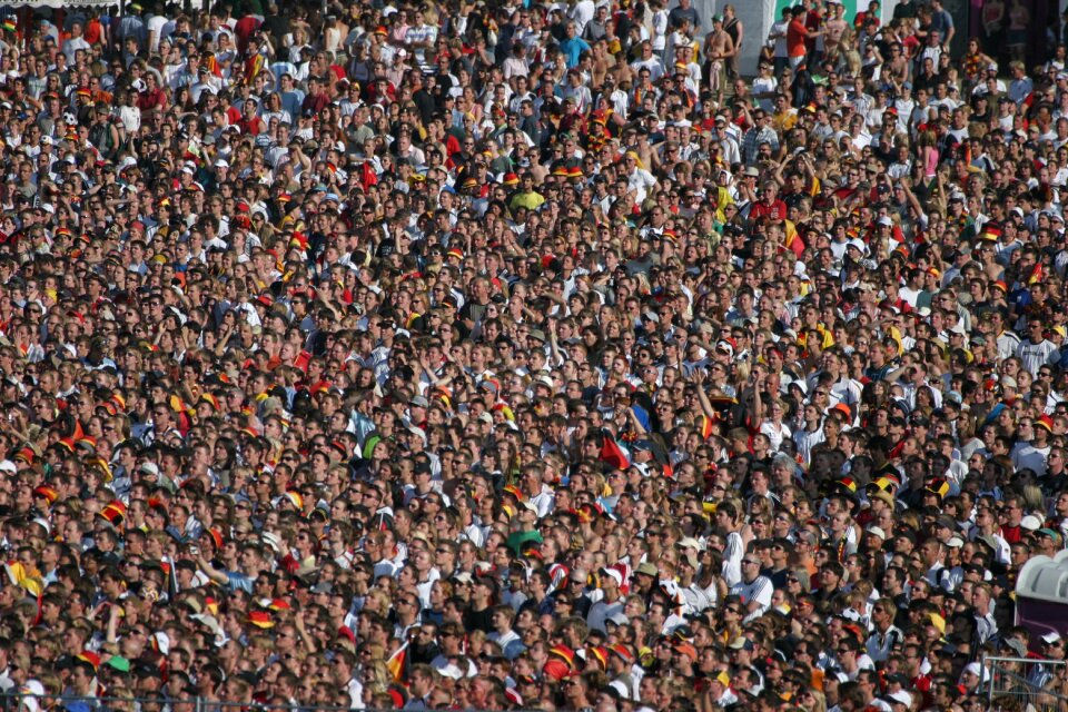 Crowd football cheer