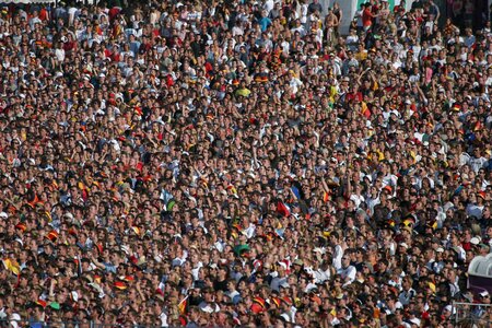 Crowd football cheer