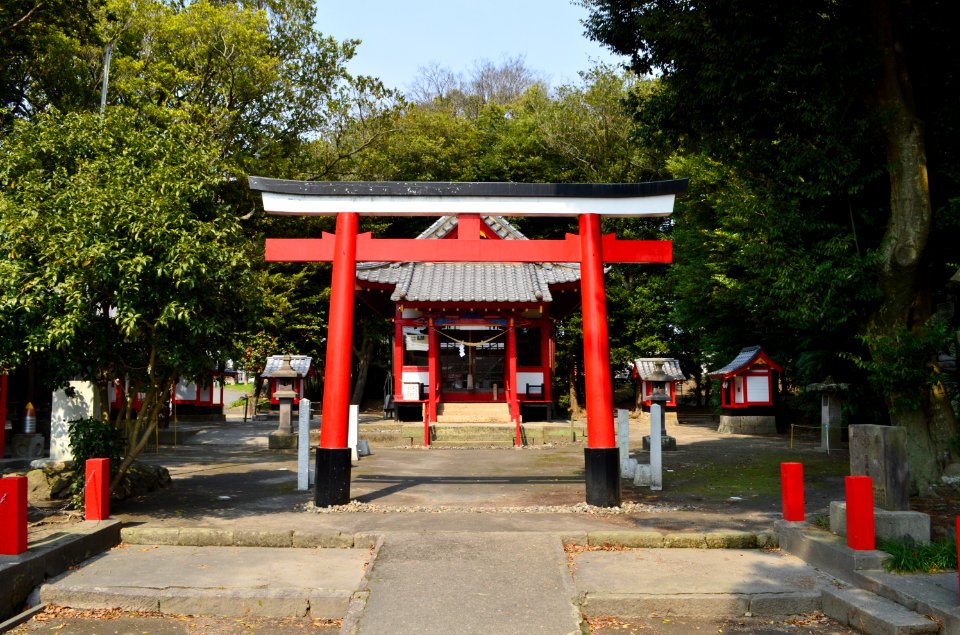 Onamuji-jinja (Kirishima), torii