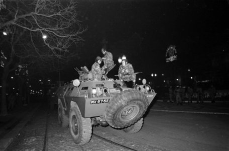 Ondanks een verbod wilden leden van de Portugese Maoïstische beweging MRPP op 31, Bestanddeelnr 927-7288