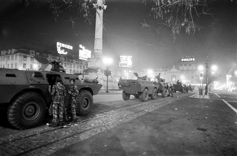 Ondanks een verbod wilden leden van de Portugese Maoïstische beweging MRPP op 31, Bestanddeelnr 927-7289