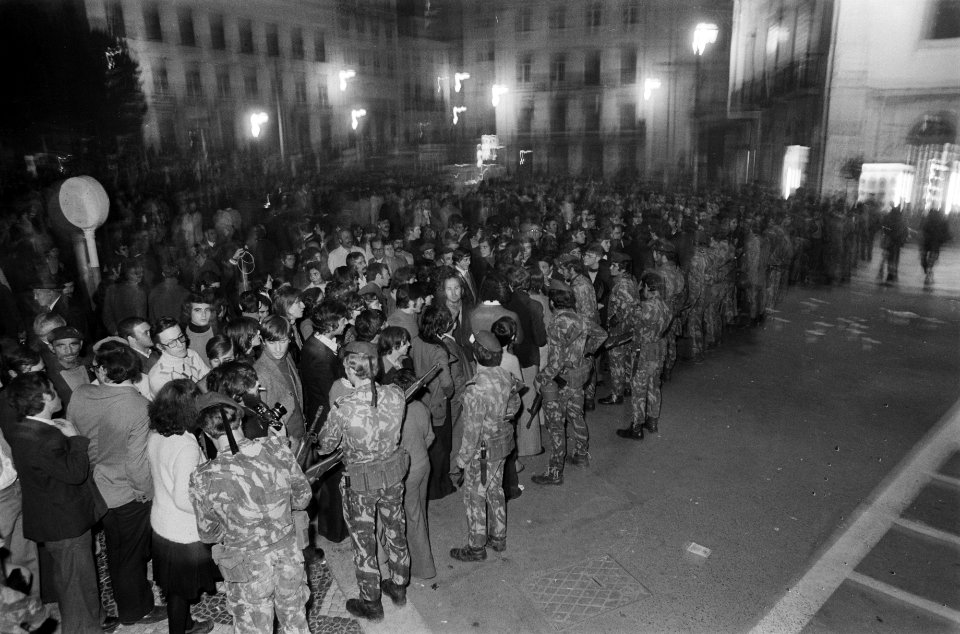 Ondanks een verbod wilden leden van de Portugese Maoïstische beweging MRPP op 31, Bestanddeelnr 927-7285