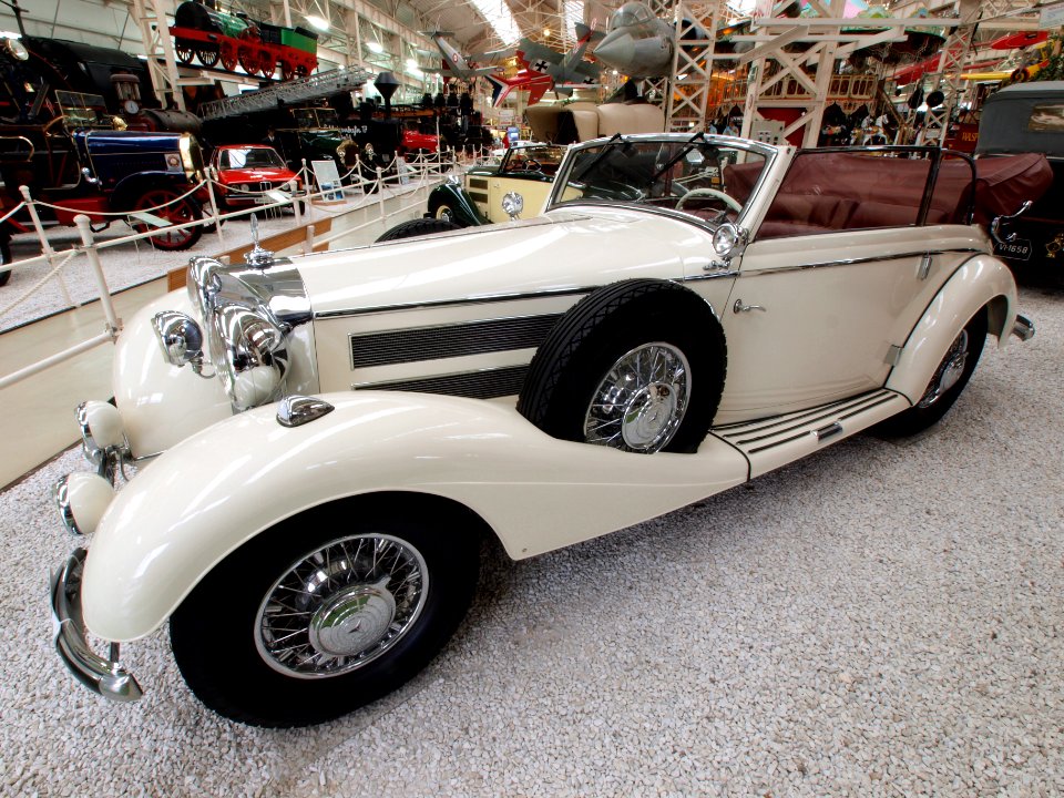 Old Mercedes-Benz pic6