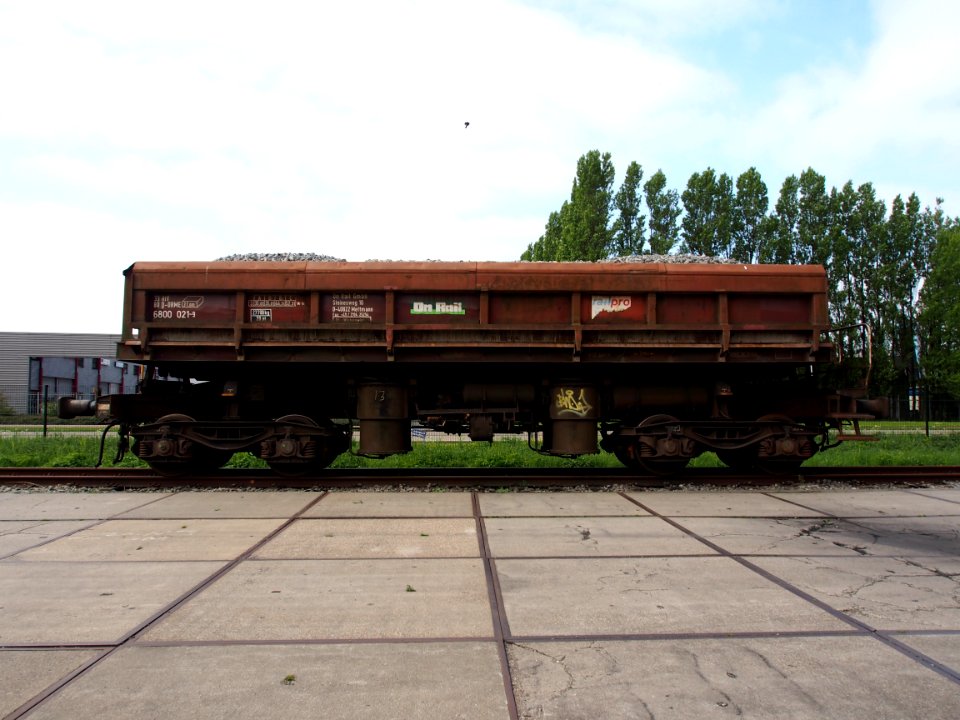 On Rail GmbH train wagon pic1