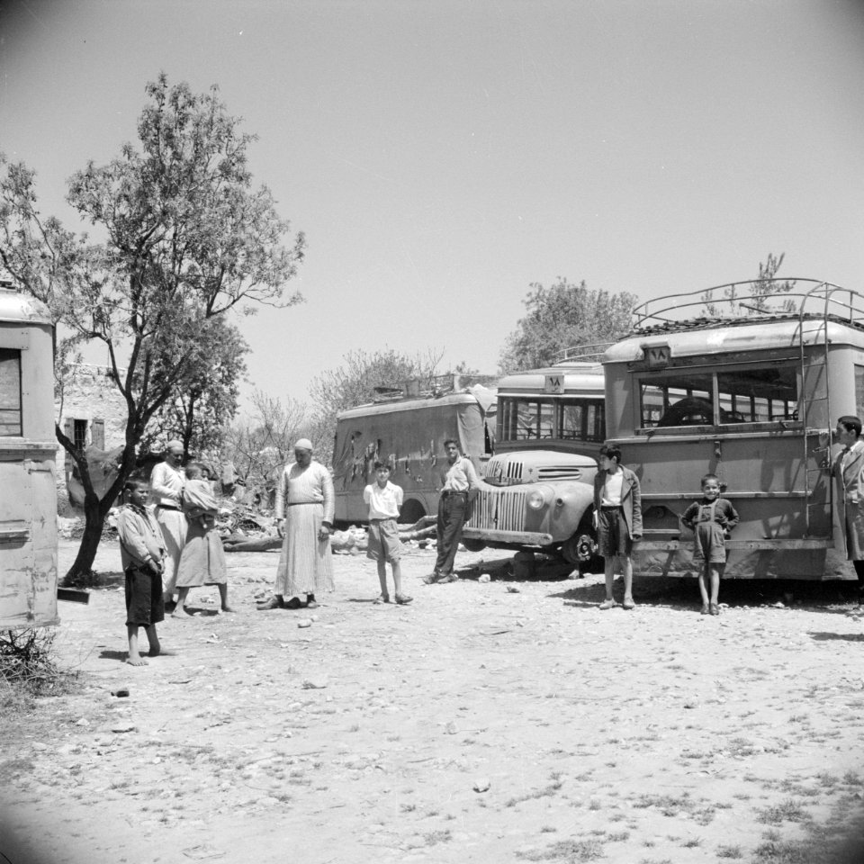 Onderkomens in het vluchtelingen kamp Bira nabij Nablus, Bestanddeelnr 255-5753