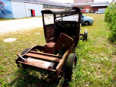 Old vehicle at the yard of the Automobile museum Reims pic3
