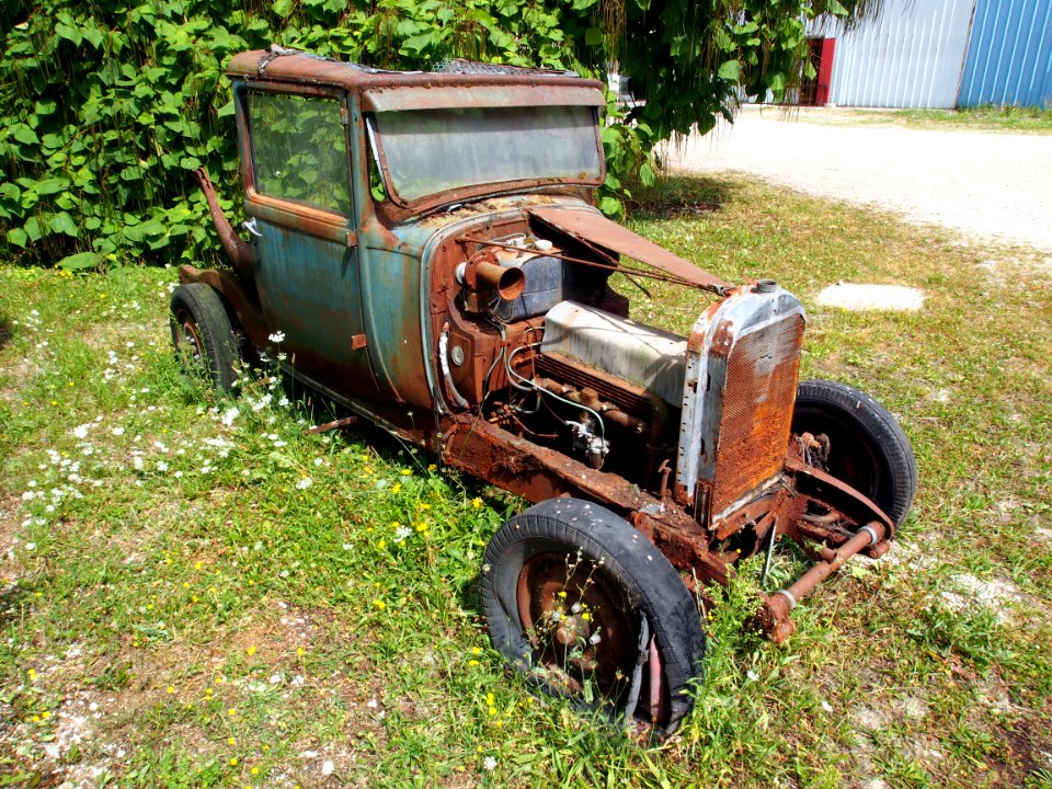 Old vehicle at the yard of the Automobile museum Reims pic4