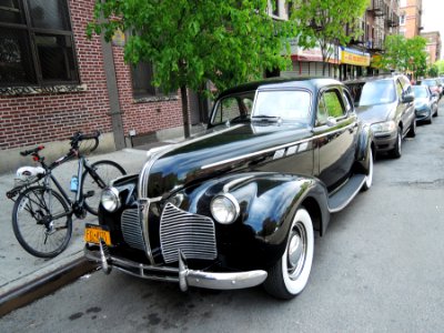 Old Pontiac on East 152 near Tinton jeh