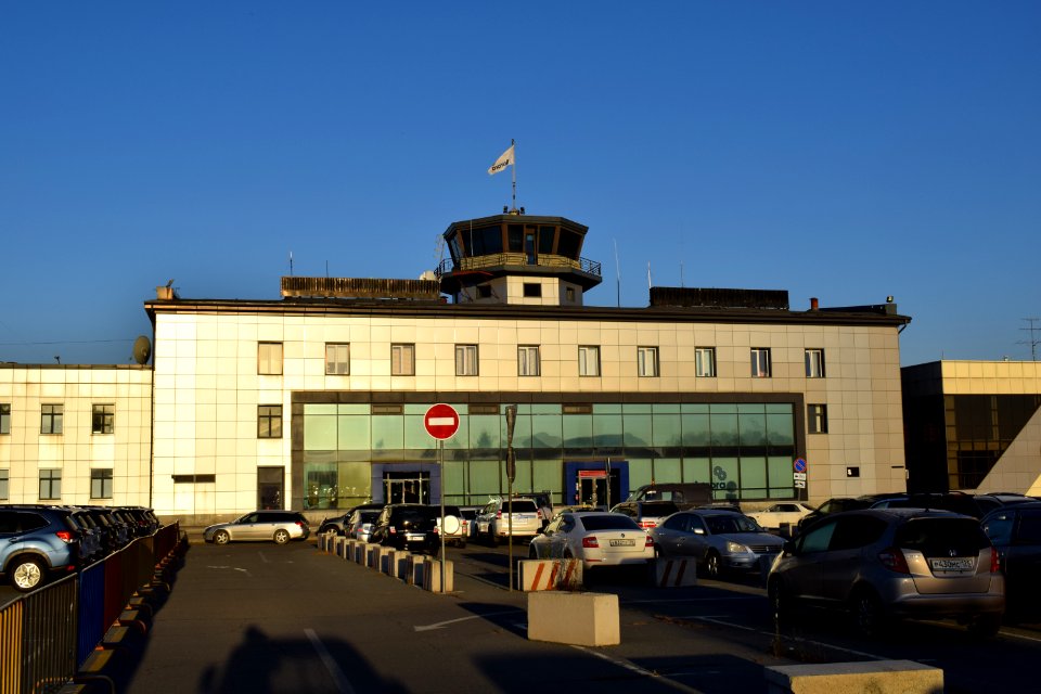 Old terminal B of Vladivostok International Airport. 24