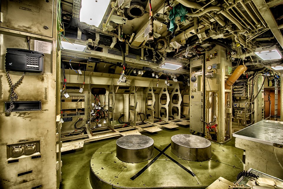 Onderhoud Zr.Ms. Zeeleeuw-2