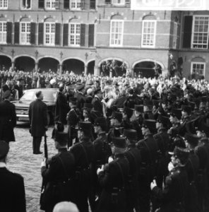 Ondertrouw prinses Beatrix en Claus, Bestanddeelnr 918-7935