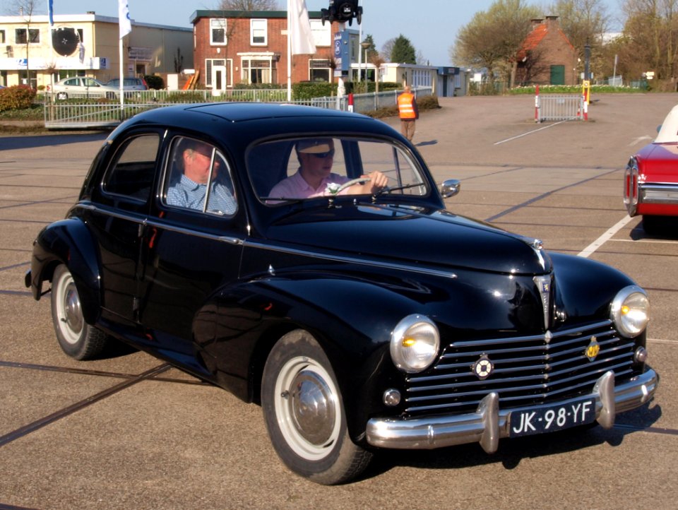 Peugeot 203 C (1957) licence JK-98-YF pic3