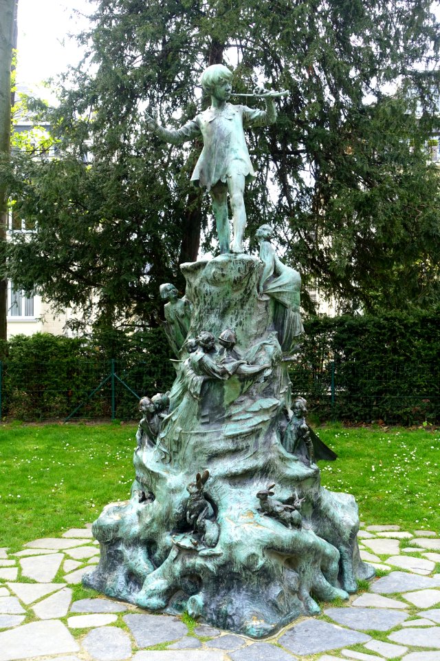 Peter Pan by George Frampton - Egmont Park - Brussels, Belgium - DSC08303