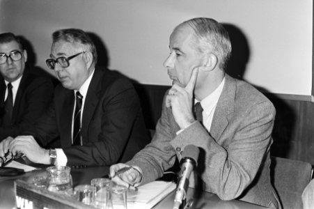 Persconferentie Personenauto RAI '81. Dhr. W. M. de Grefte (Vice-voorzitter afde, Bestanddeelnr 931-2637