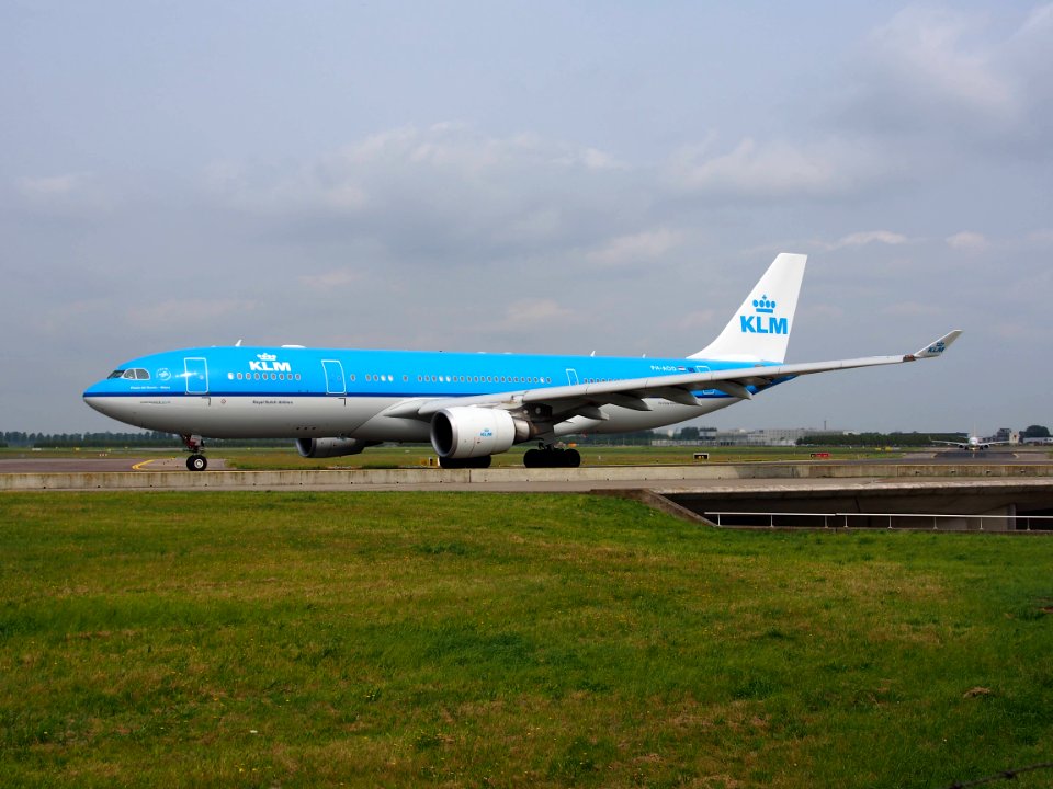 PH-AOD KLM Royal Dutch Airlines Airbus A330-203 - cn 738 20130714 pic6