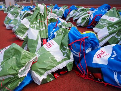 Clothes transport luggage bag