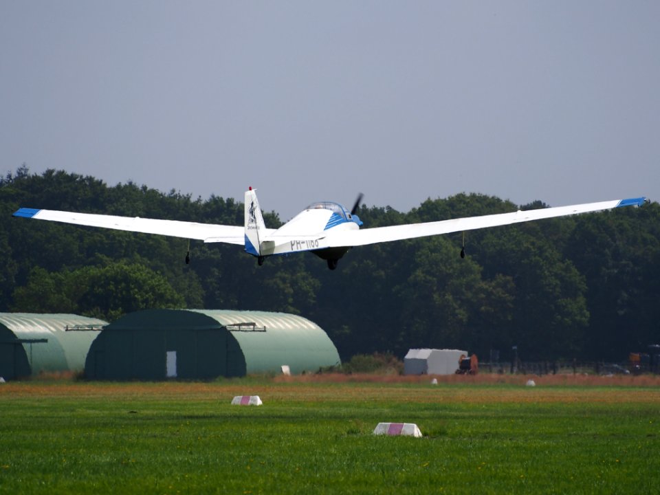 PH-1186, Scheibe SF-25C Falke CN 44181 at Hilversum Airport (ICAO EHHV), photo-07