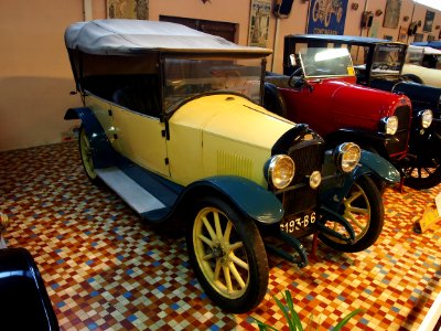 Peugeot at the Musée Automobile de Vendée pic1 photo