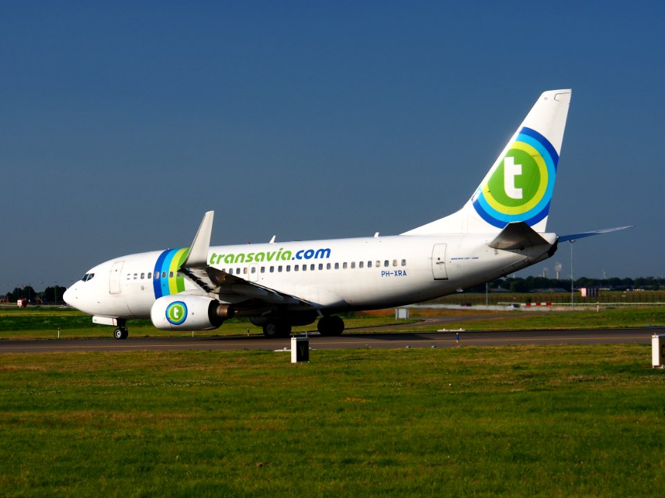 PH-XRA Transavia Boeing 737-7K2(WL) - cn 30784 taxiing 18july2013 pic-004