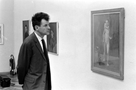 Picasso-tentoonstelling in Stedelijk Museum, Jean Leymarie bij enige schilderije, Bestanddeelnr 920-1349