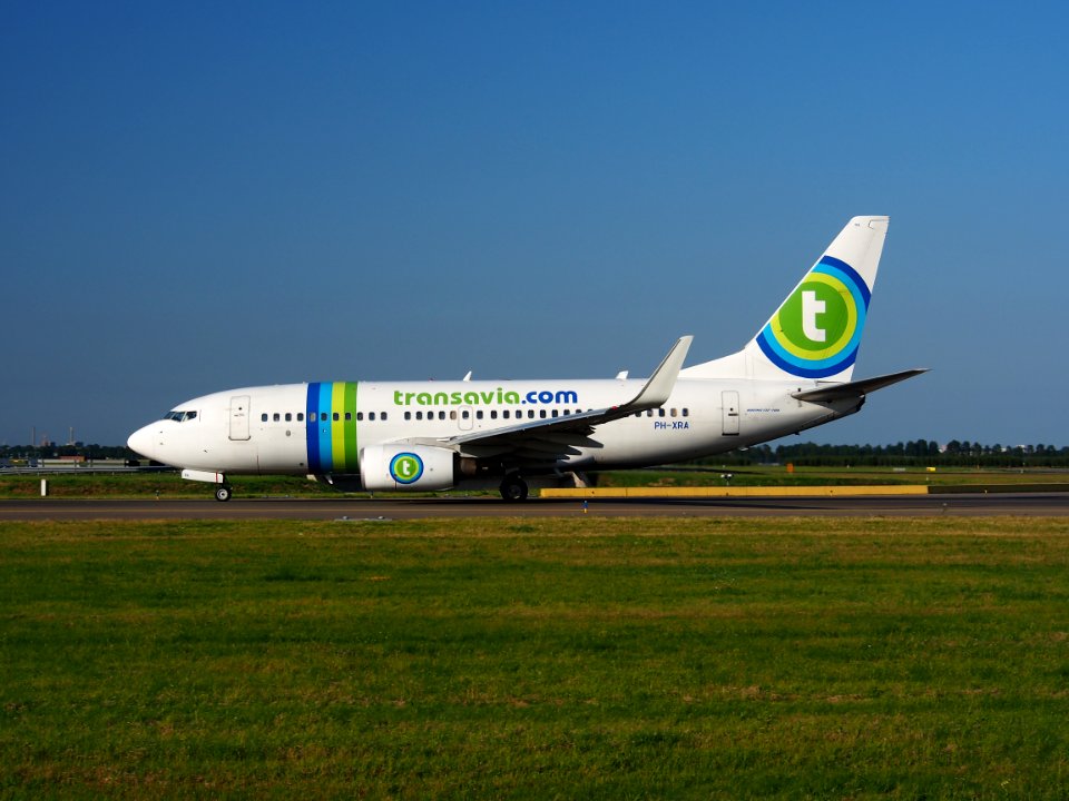 PH-XRA Transavia Boeing 737-7K2(WL) - cn 30784 taxiing 18july2013 pic-003