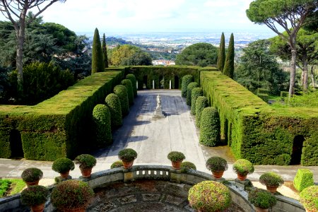 Piazzale Quadrato - Barberini Gardens - Castel Gandolfo - DSC04379