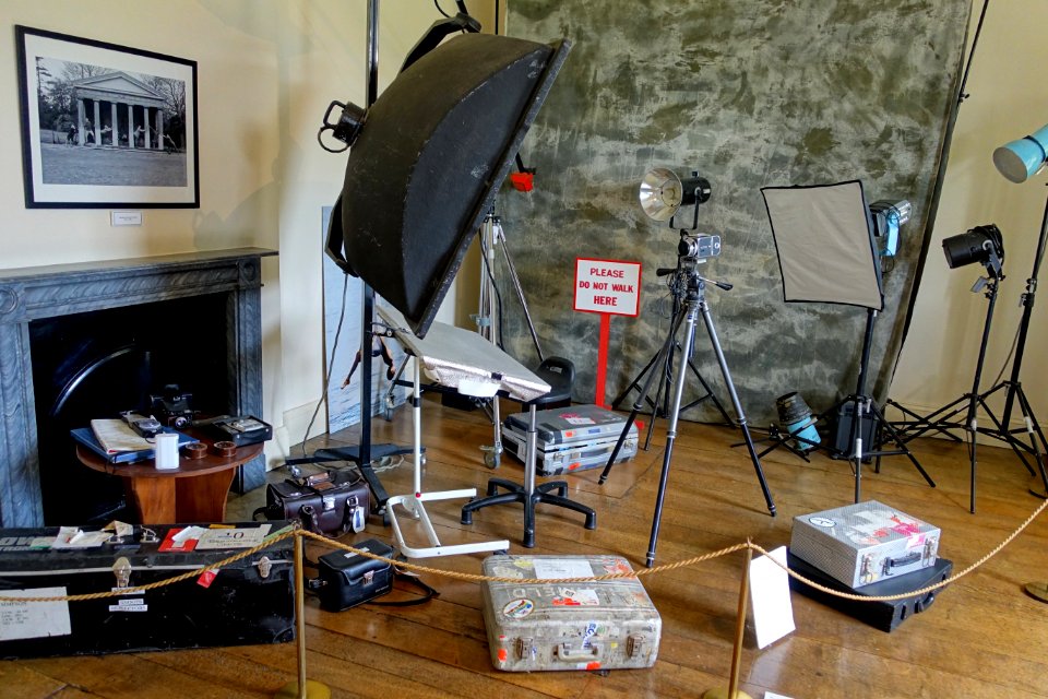 Photographic equipment - Shugborough Hall - Staffordshire, England - DSC00421