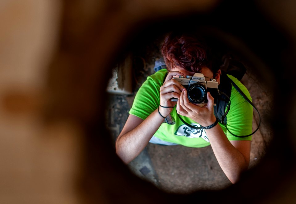 Photography by the hole of a toilet pipe in the ports of Altagracia