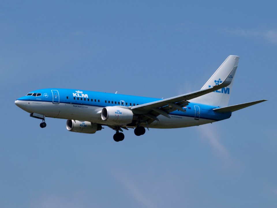 PH-BGM KLM Royal Dutch Airlines Boeing 737-7K2(WL) - cn 39255 pic2