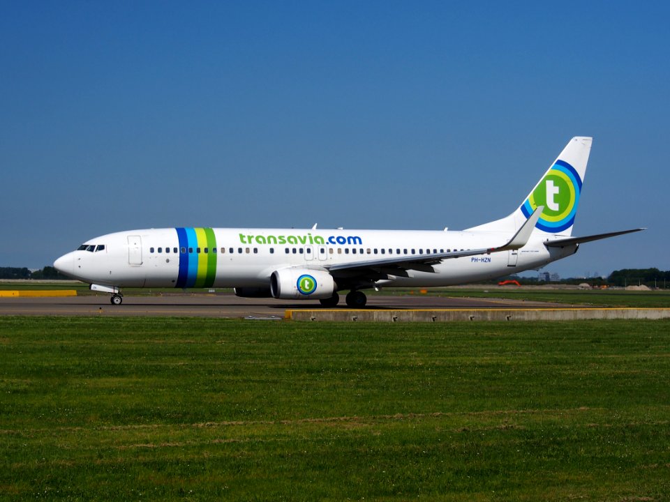 PH-HZN Transavia Boeing 737-8K2(WL) taxiing at Schiphol (AMS - EHAM), The Netherlands, 18may2014, pic-2