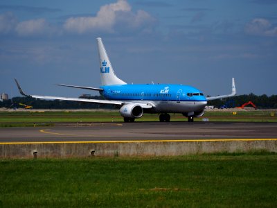 PH-BGM KLM Royal Dutch Airlines Boeing 737-7K2(WL) taxiing at Schiphol (AMS - EHAM), The Netherlands, 18may2014, pic-1