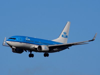 PH-BGM, landing at Schiphol on 2Feb2014 pic05