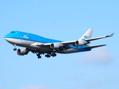 PH-BFK, landing at Schiphol on 2Feb2014 pic79