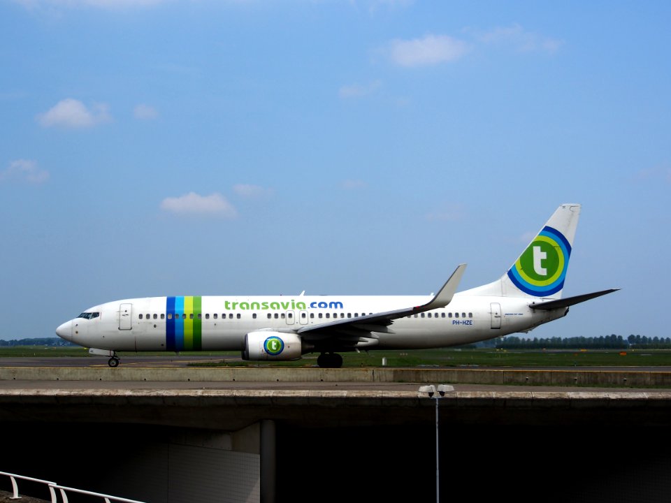 PH-HZE Transavia Boeing 737-8K2(WL) - cn 28377 pic4
