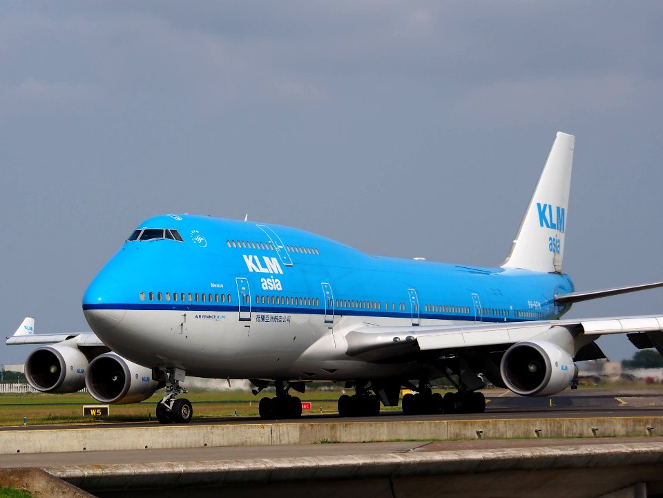 PH-BFM KLM Royal Dutch Airlines Boeing 747-406(M) - cn 26373 14july2013 pic3
