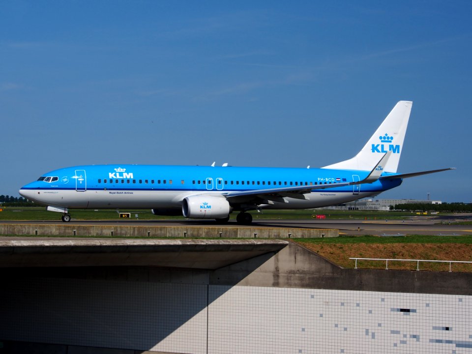 PH-BCD KLM Royal Dutch Airlines Boeing 737-8K2(WL) - cn 42149 pic3