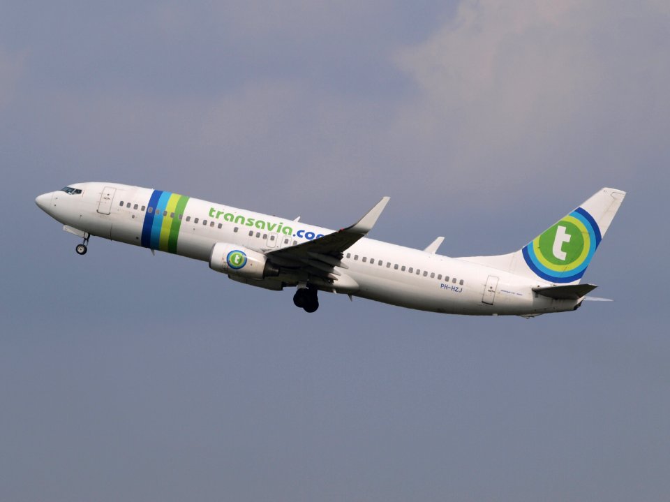 PH-HZJ Transavia Boeing 737-8K2(WL) - cn 30389 take-off 14july2013 pic-002