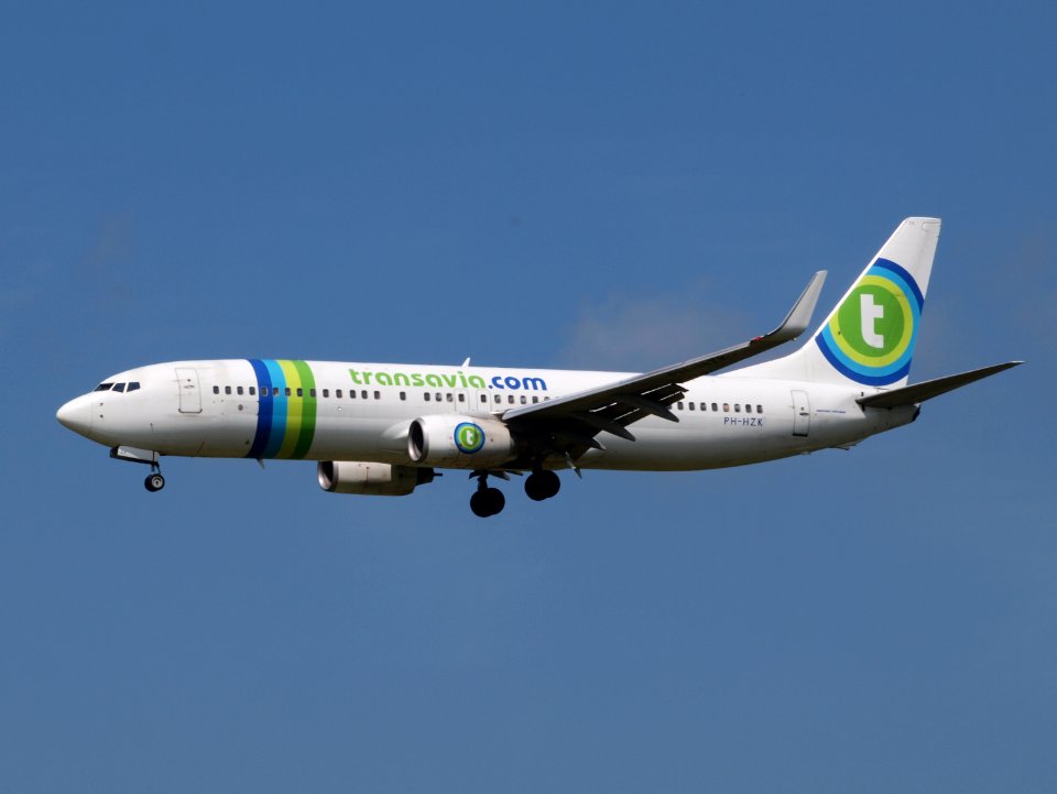 PH-HZK Transavia Boeing 737-800 pic1
