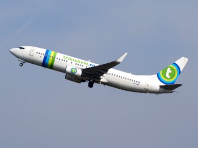 PH-HZI Transavia Boeing 737-8K2(WL) - cn 28380 take-off, 25august2013 pic-2