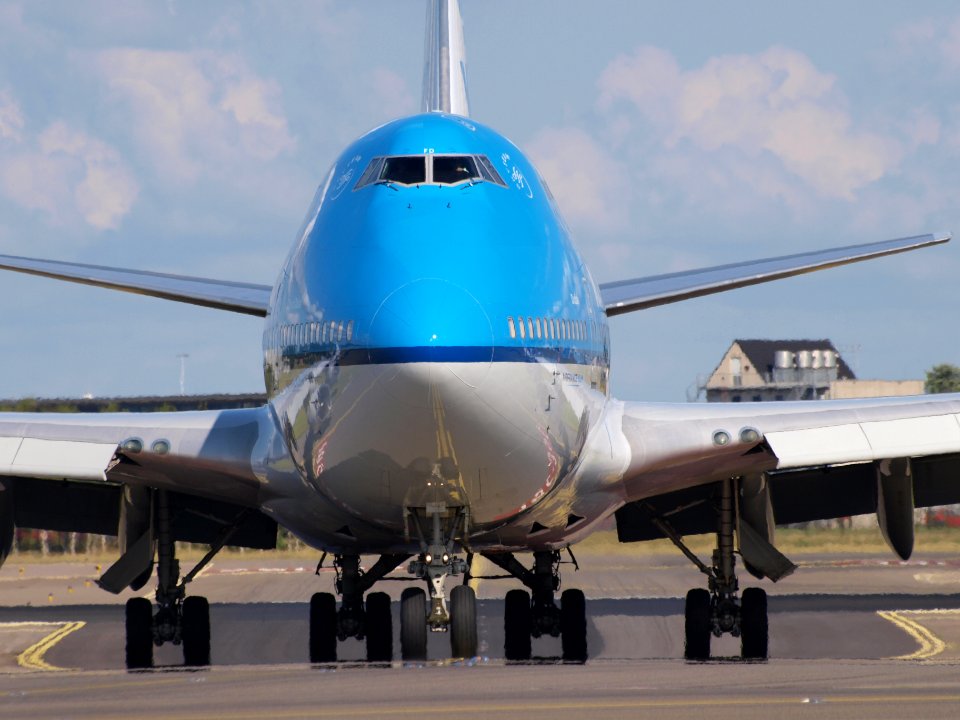 PH-BFD KLM Royal Dutch Airlines Boeing 747-406(M) - cn 24001 taxiing, 25august2013 pic-001