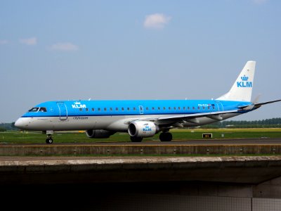 PH-EZO KLM Cityhopper Embraer ERJ-190STD (ERJ-190-100) - cn 19000345 pic03