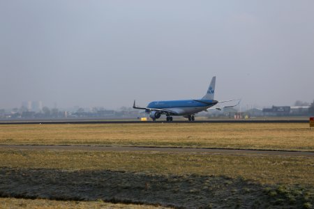 PH-EZO EHAM 3