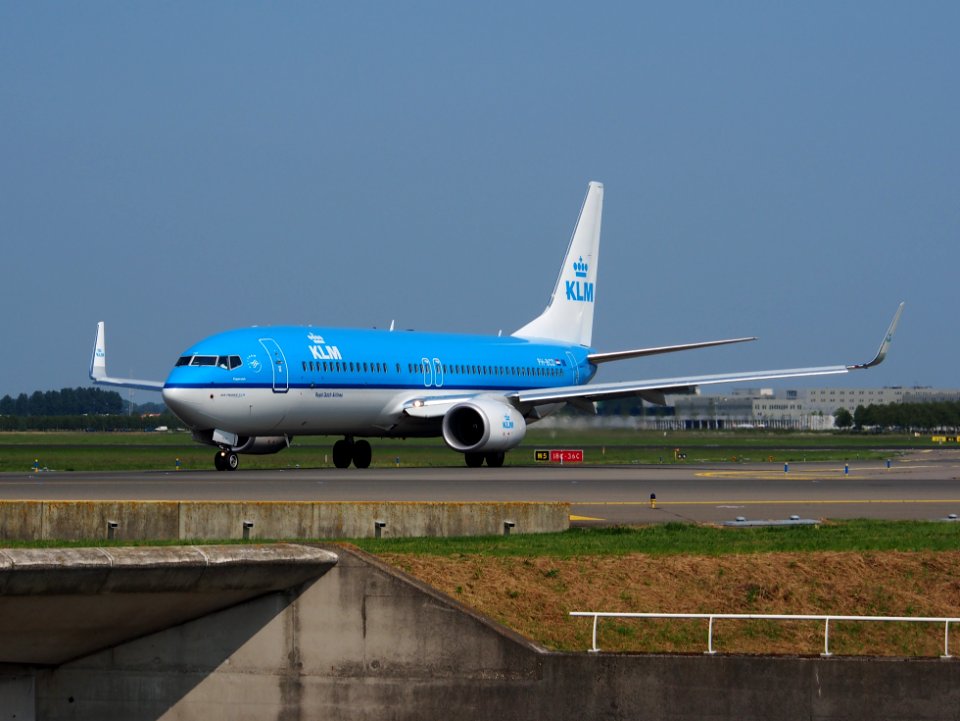 PH-BCA KLM Royal Dutch Airlines Boeing 737-8K2(WL) - cn 37820 pic9b